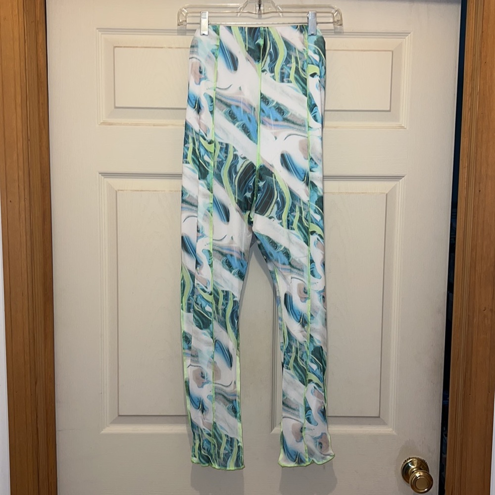 Exposed Seam Leggings